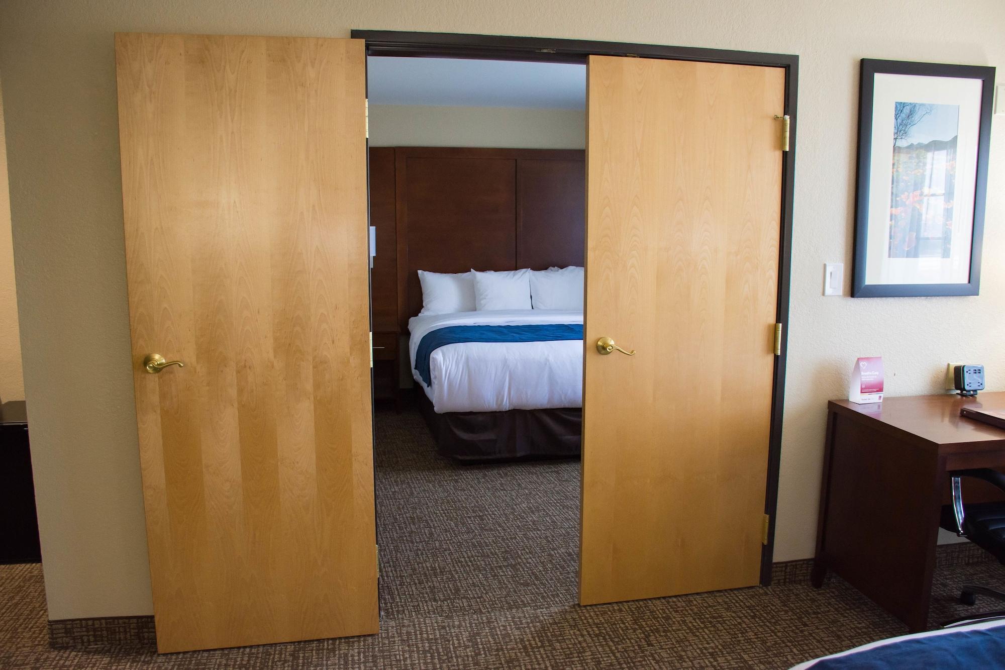Comfort Suites El Paso Airport Екстериор снимка