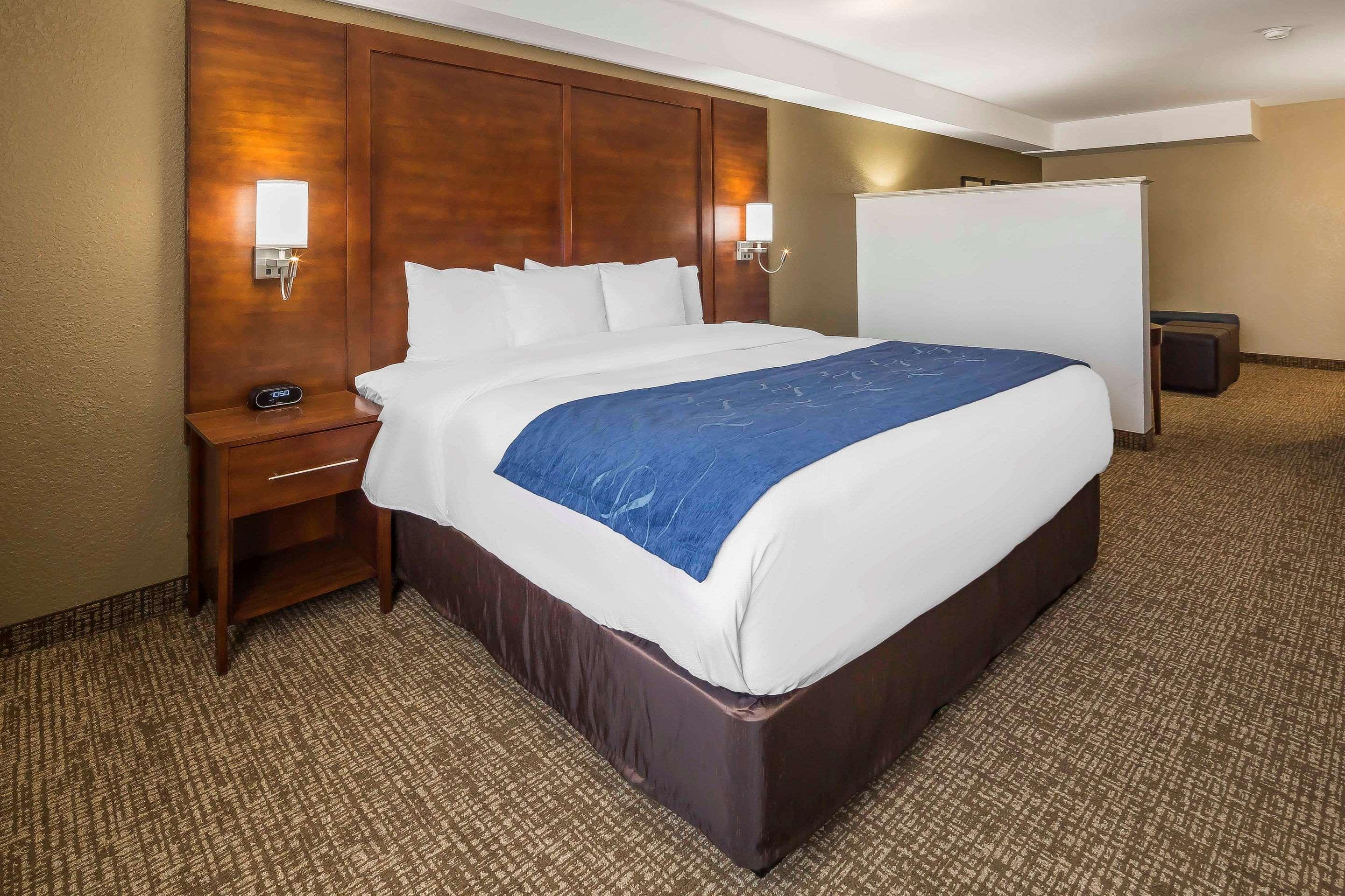 Comfort Suites El Paso Airport Екстериор снимка