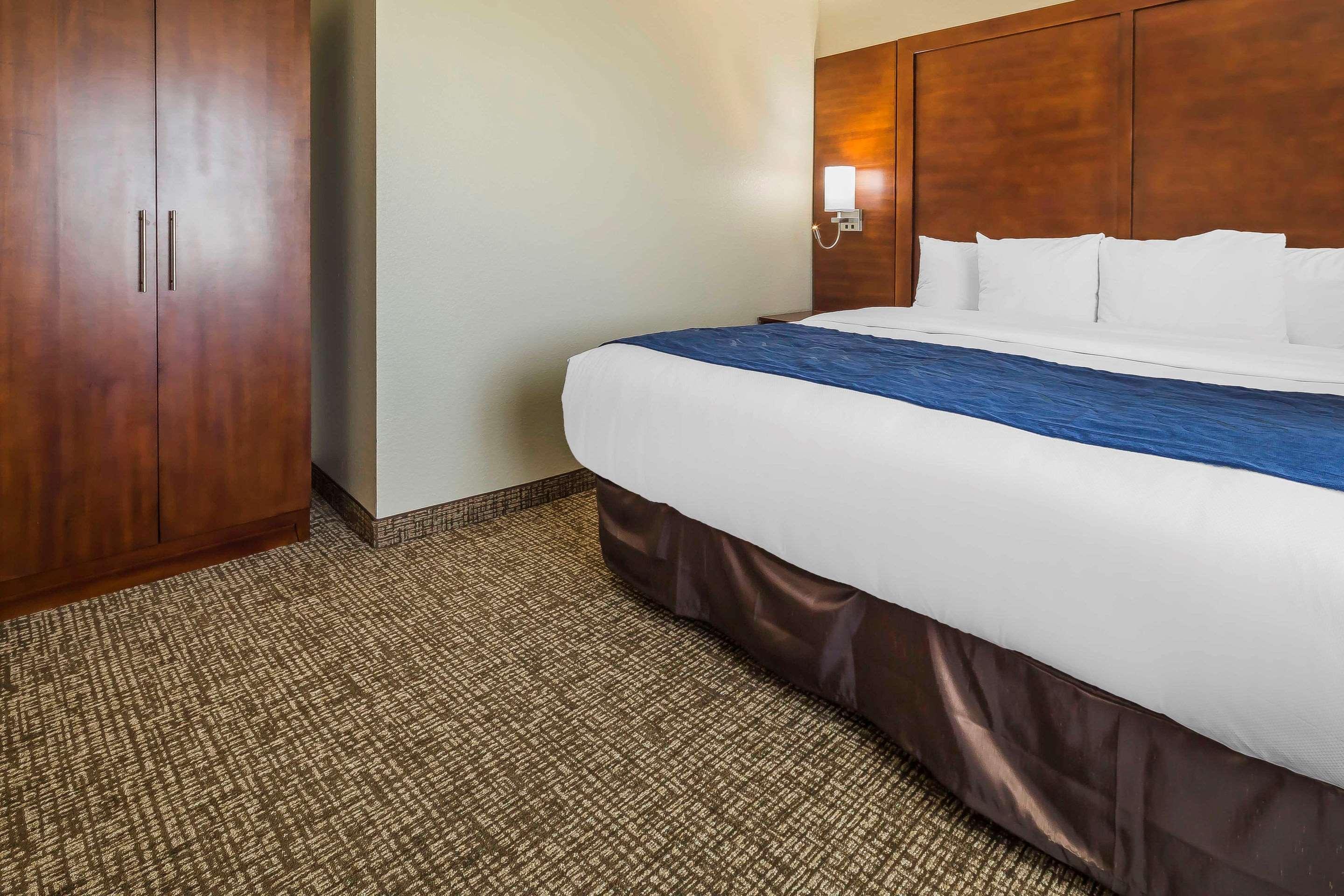 Comfort Suites El Paso Airport Екстериор снимка
